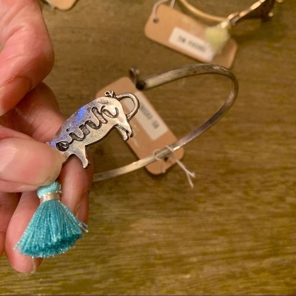 Lot of 3 Bracelets New! Mooo Oink! - Picture 7 of 11